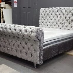FIL Dicaprio Sleigh Crushed Velvet Bed