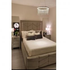 FIL KNIGHTSBRIDGE BED IN PLUSH VELVET