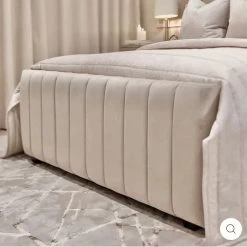 FIL BED COLLECTION LOUISIANA BED IN PLUSH VELVET