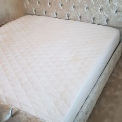 FIL CROWN SLEIGH CRUSHED VELVET BED BED COLLECTION 15 FIL CROWN SLEIGH CRUSHED VELVET BED BED COLLECTION