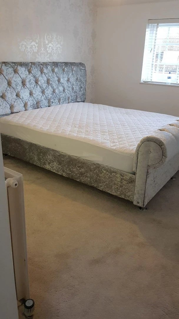 FIL CROWN SLEIGH CRUSHED VELVET BED BED COLLECTION 4 FIL CROWN SLEIGH CRUSHED VELVET BED BED COLLECTION