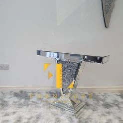 ASR INTERIOR Crushed Diamond V Console Table