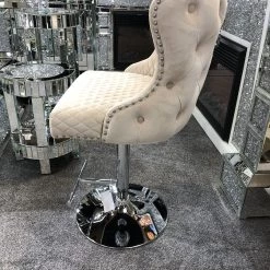 ASR INTERIOR SALE ITEMS Valentino Luxury Lion KnockerBack Barstool - 4 Colours 39 ASR INTERIOR SALE ITEMS Valentino Luxury Lion KnockerBack Barstool - 4 Colours