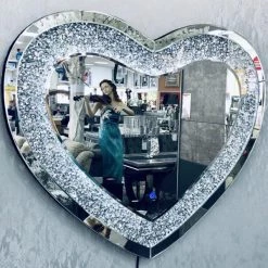 ASR INTERIOR Crushed Diamond Heart Wall Mirror MIRRORED FURNITURE