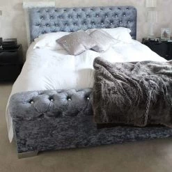 FIL Sleigh Chesterfield Crushed Velvet Bedframe 50 FIL Sleigh Chesterfield Crushed Velvet Bedframe